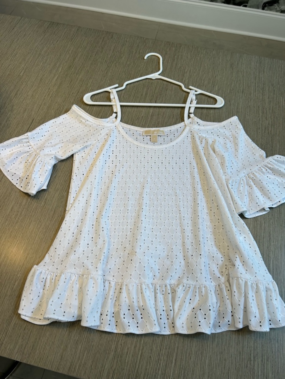 Michael Kors White Cold-Shoulder Eyelet Ruffle Top